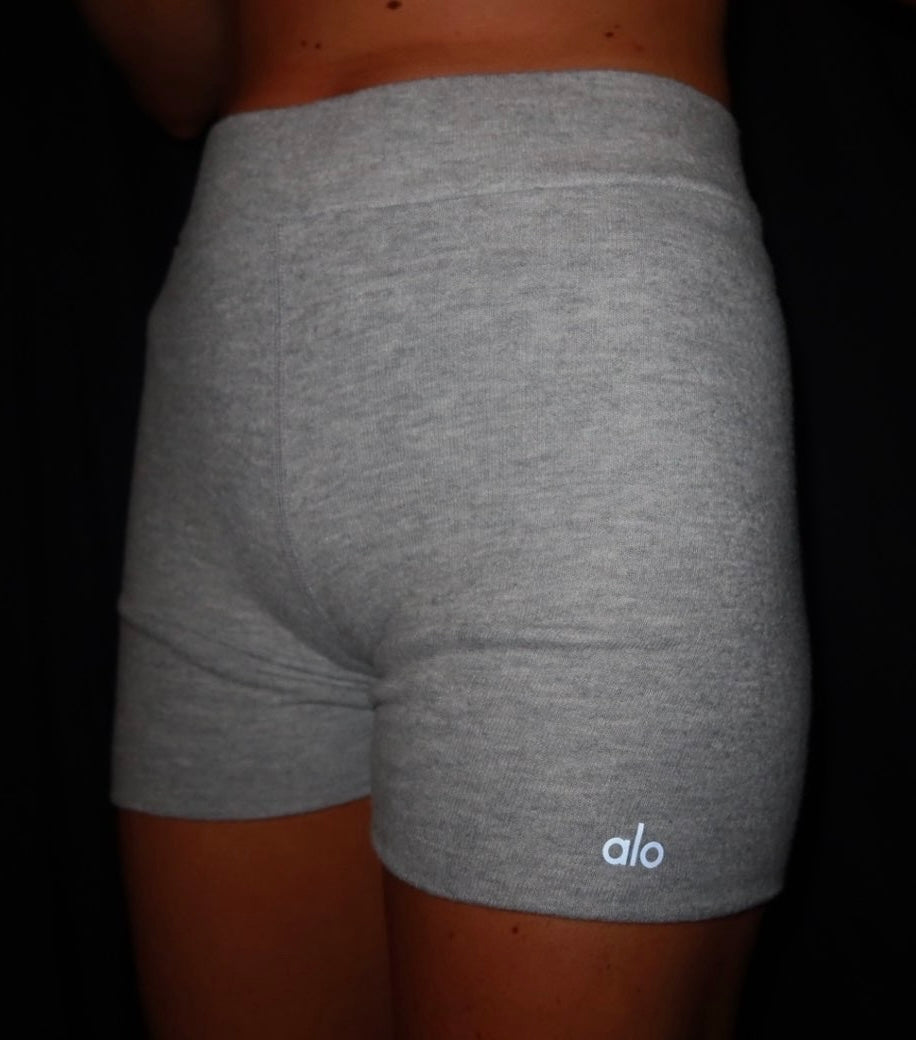 Grey Alo biker-shorts