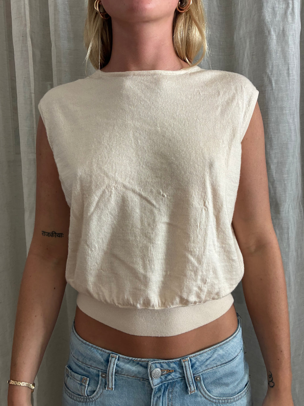 Banana Republic Fitted Waistband Top