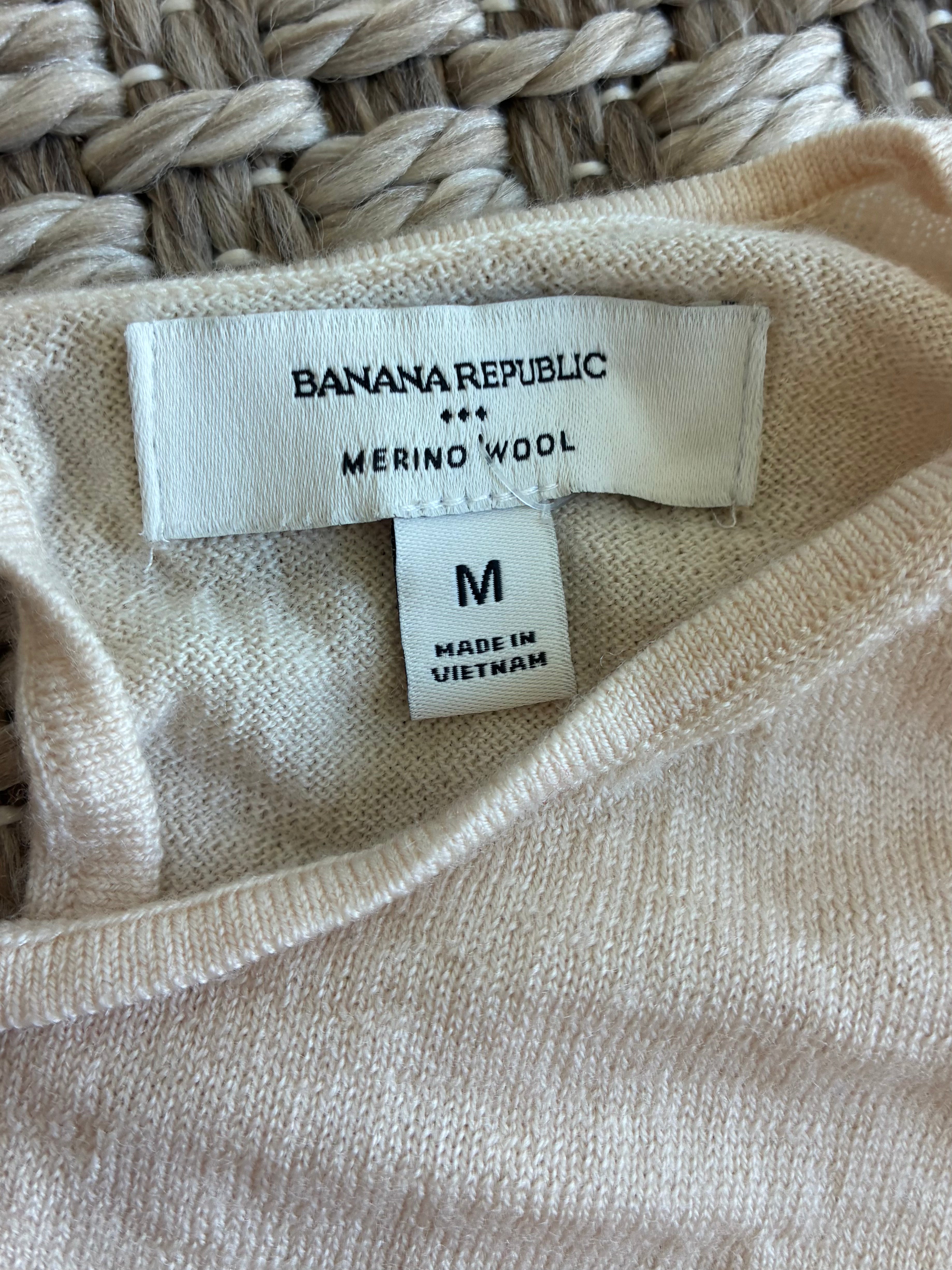 Banana Republic Fitted Waistband Top